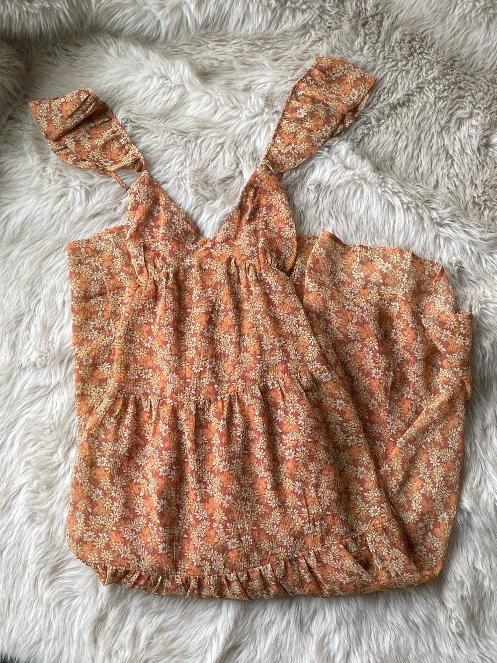 Madewell Georgette Ruffle-Sleeve Tiered Midi Dress in Daisy Meadow - Picture 6 of 7